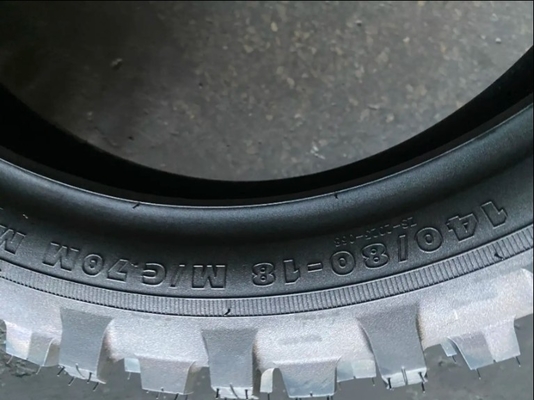 Pneus de motocicletas Combos Material de borracha com grau A